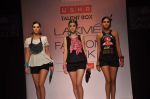 Model walk the ramp for Sannam Chopra Talent Box show at Lakme Fashion Week Day 2 on 4th Aug 2012 (9).JPG